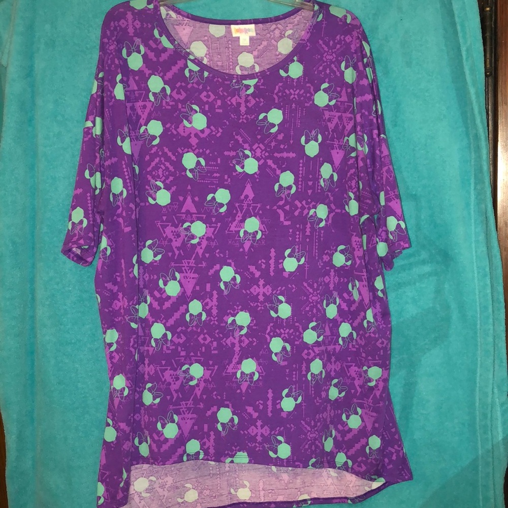 LuLaRoe Irma tunic